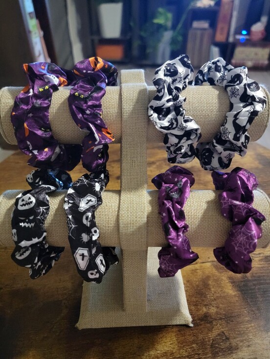 None Accessories - 8pcs Halloween Satin Silk Scrunchie Hair Tie Bundle Set